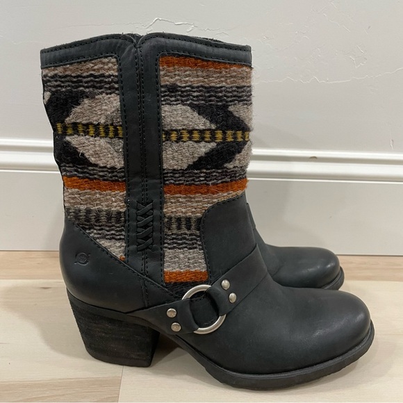 Born Panarea Women's 8 Southwestern Wool Black Leather Zip Up Aztec Heel Boot - Picture 1 of 13